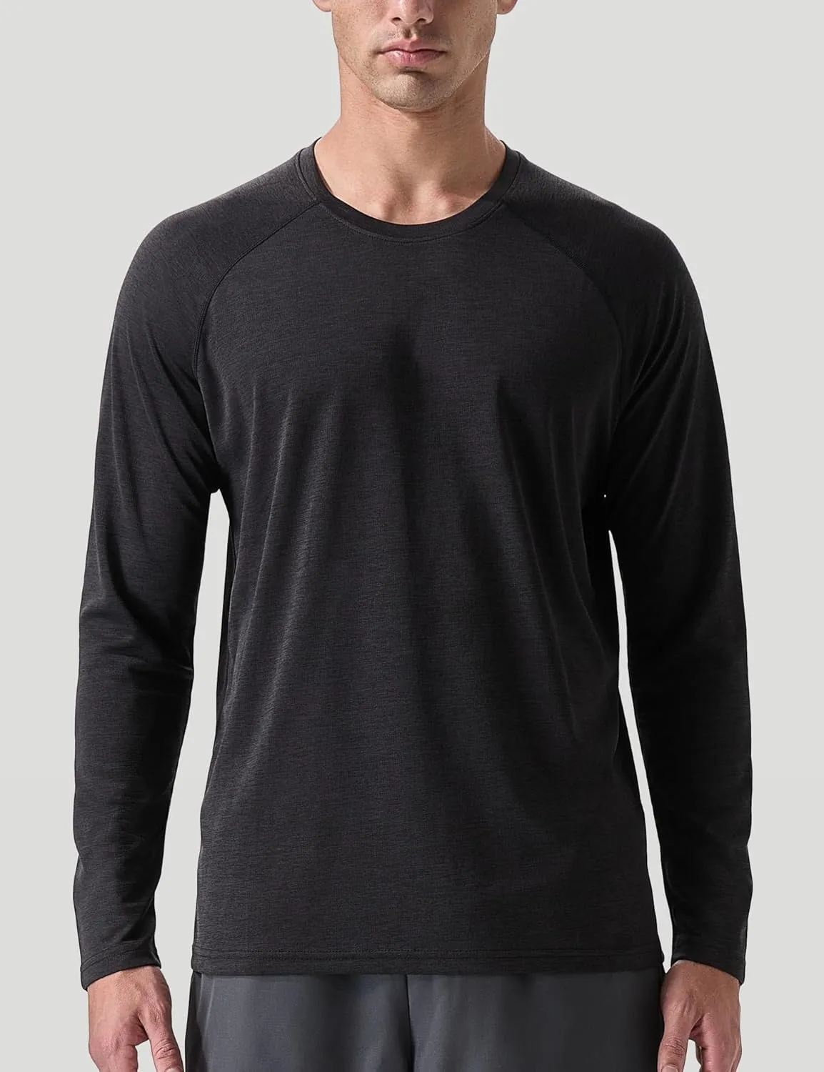 Men's Active Casual Long Sleeve Shirts Lightweight Dry Fit Workout Running Athletic Comfortable T-Shirts