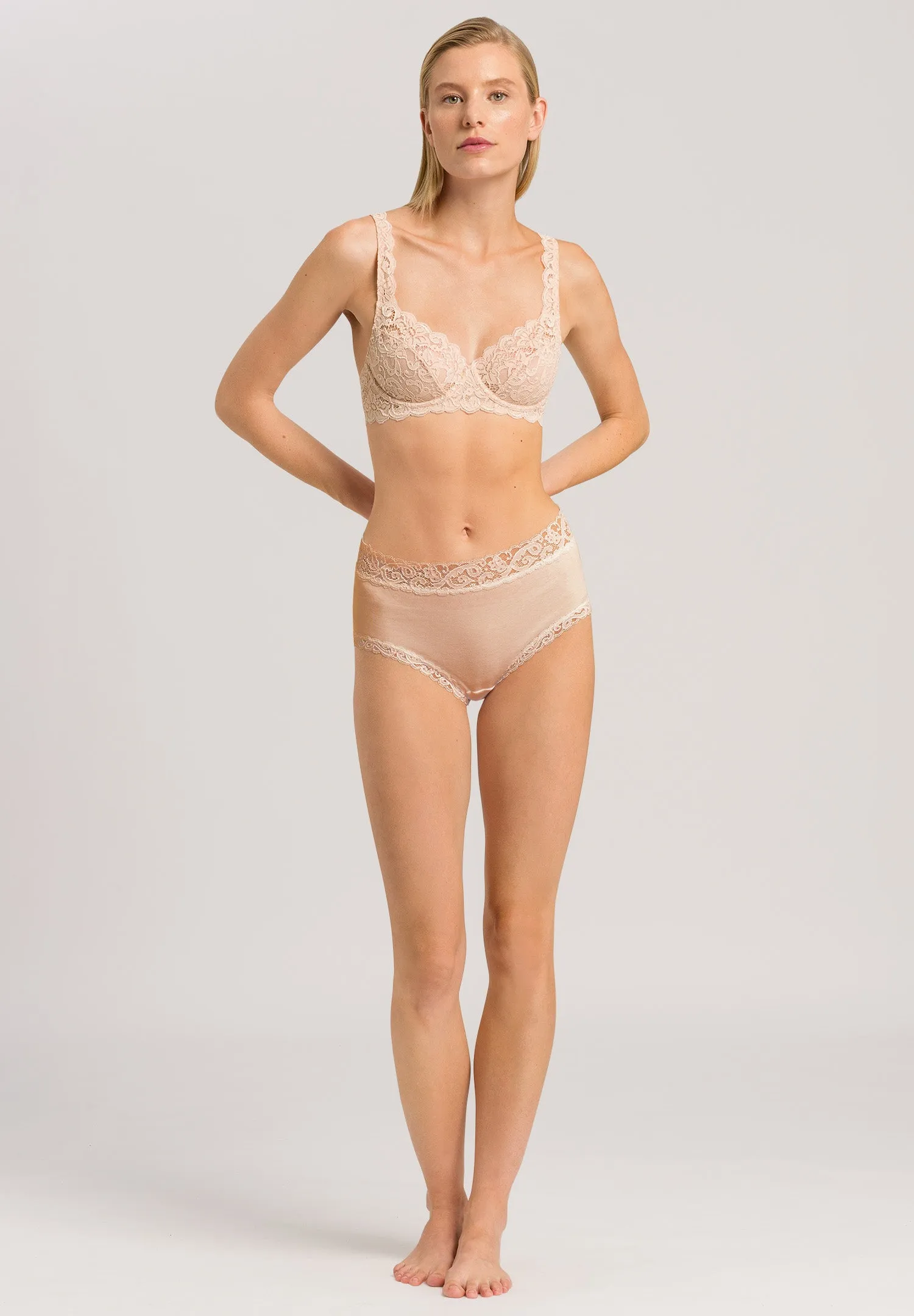 Moments Full Brief | Beige 71483-274